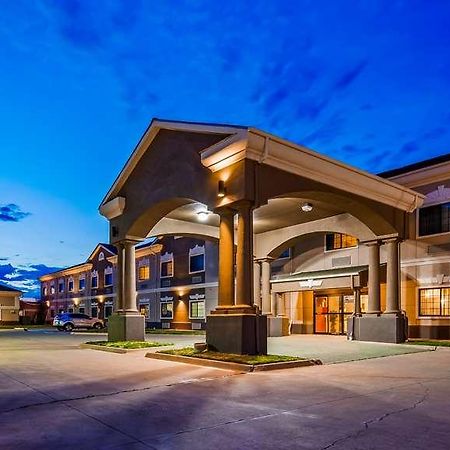 Surestay Plus By Best Western Quanah Екстериор снимка
